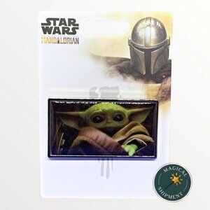Disney Parks - Star Wars - The Mandalorian - Baby Yoda / The Child Portrait Pin